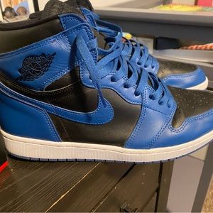 Air Jordan 1 Dark Marina size 12